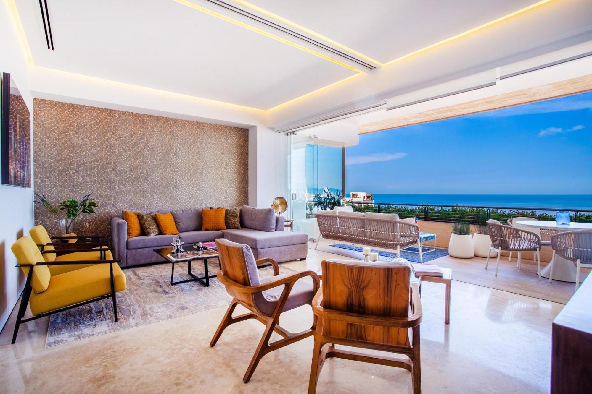 Luxury Living On 9th Floor In Romantic Zone * Puerto Vallarta