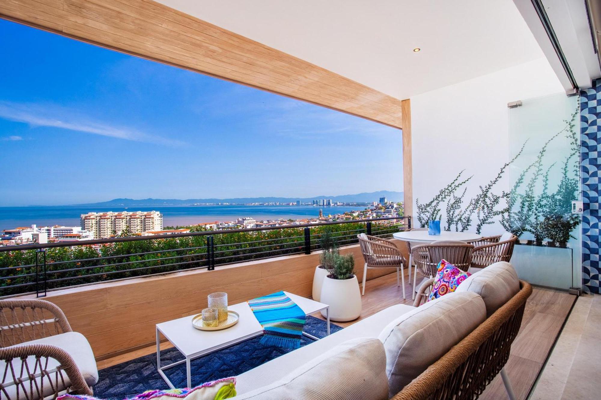 Holiday home Luxury Living On 9th Floor In Romantic Zone