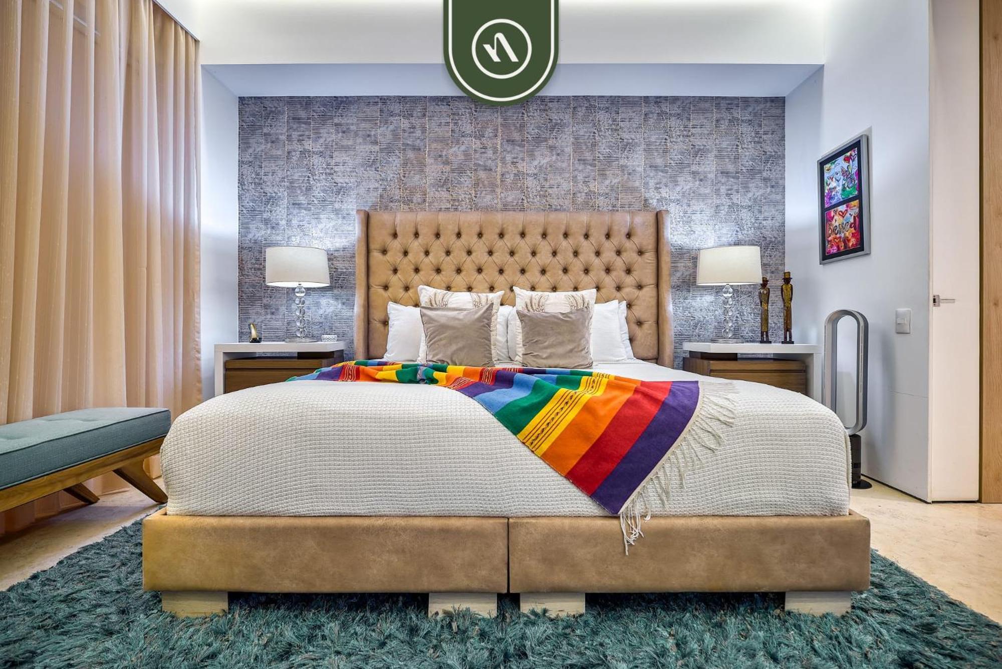 With 2 Beds - Rooftop Pool Apartment *