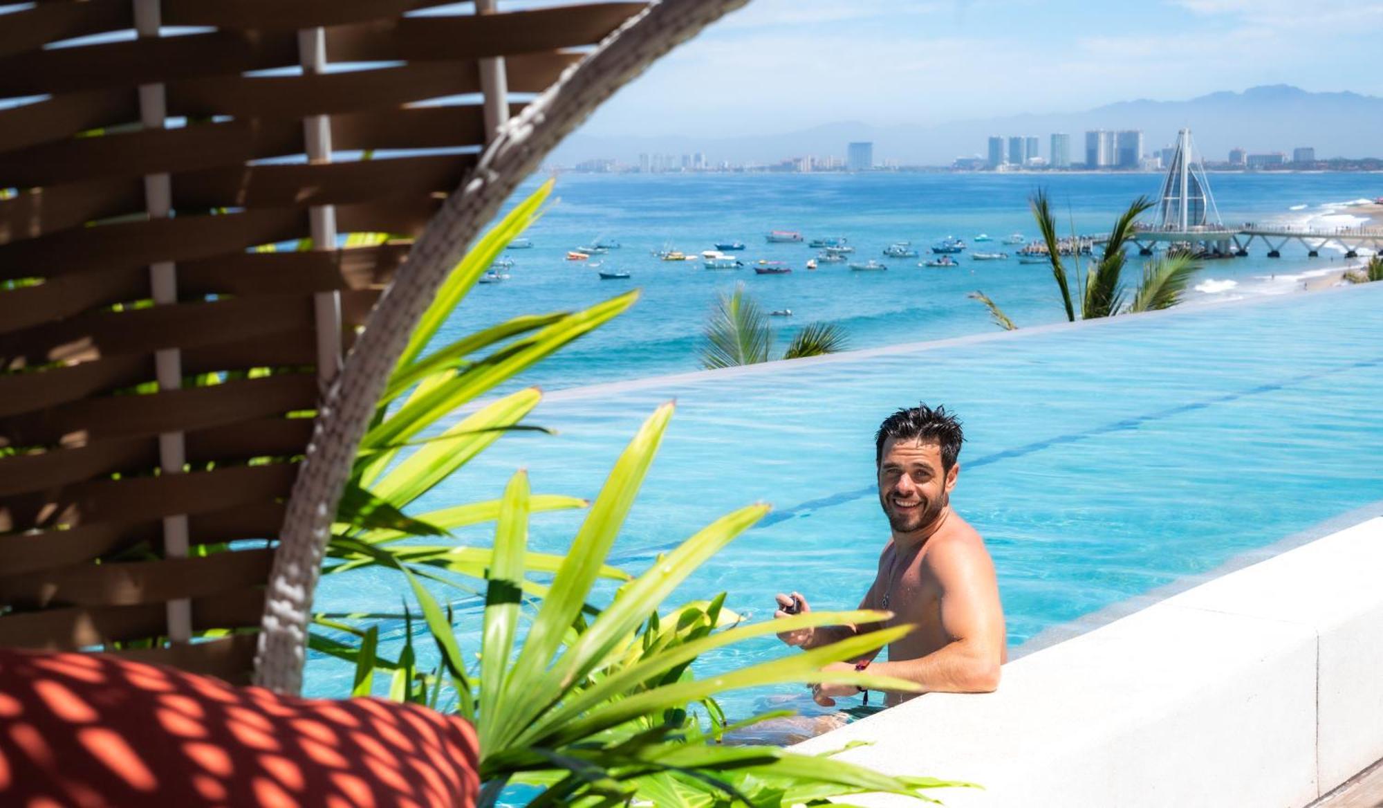 Resort Almar Luxury Lgbt Front Experience (adults Only)