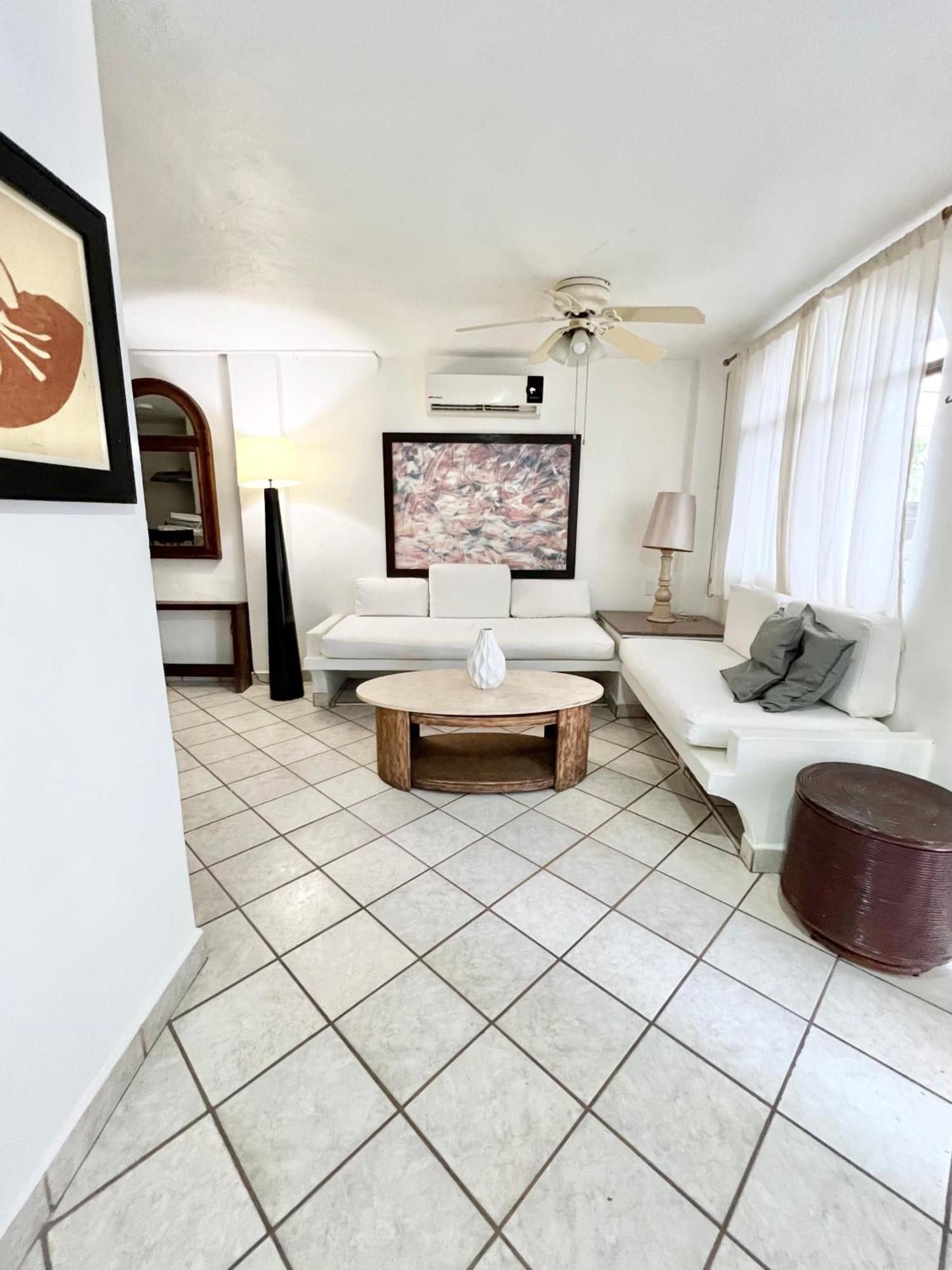 Holiday home Comfy 1br By The