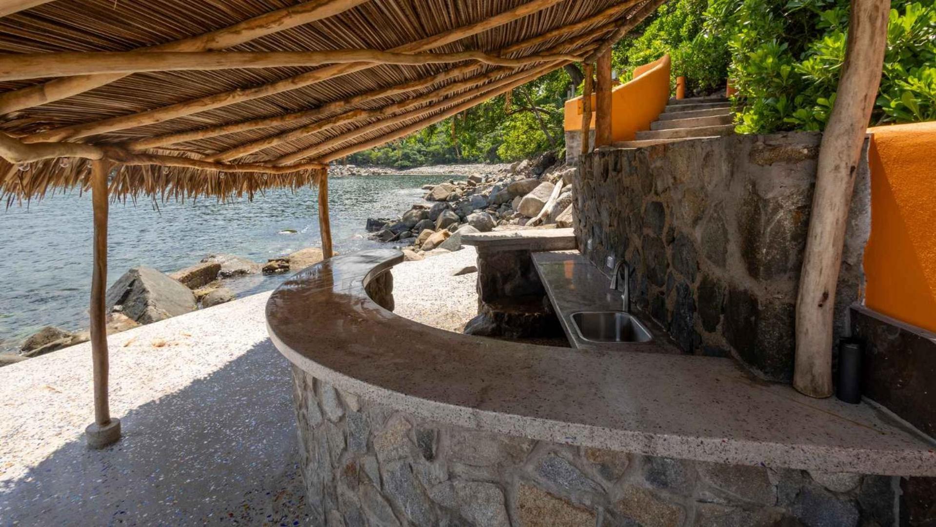 Oceanfront 15 Bedroom For 28 Guests * Puerto Vallarta