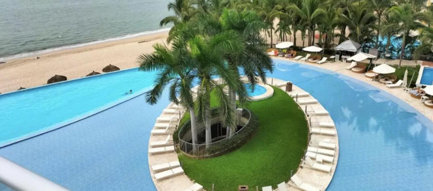 Villa Peninsula On 10th Floor *