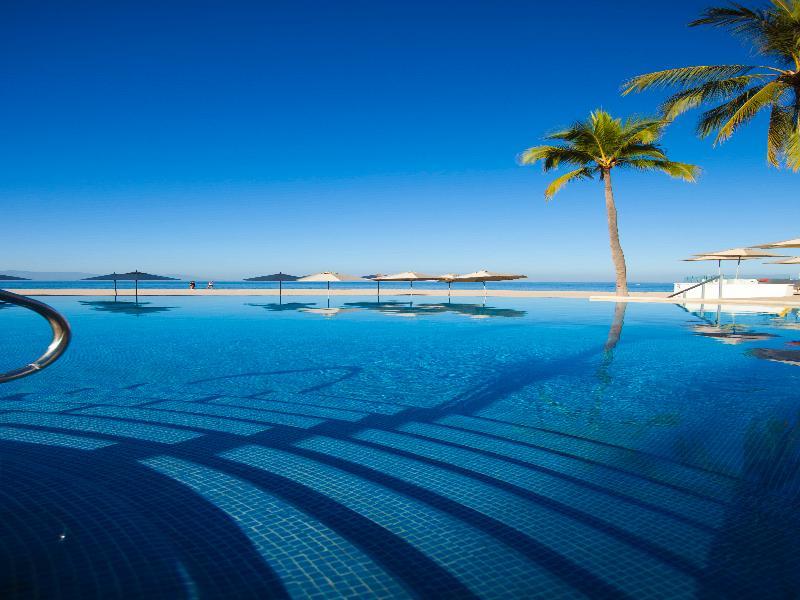Krystal Vallarta 4*