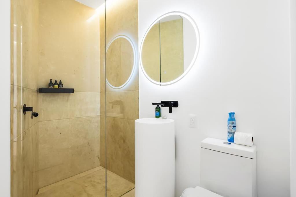 1008 - Soho Pv 2 Bedroom Rooftop Pool Apartment *