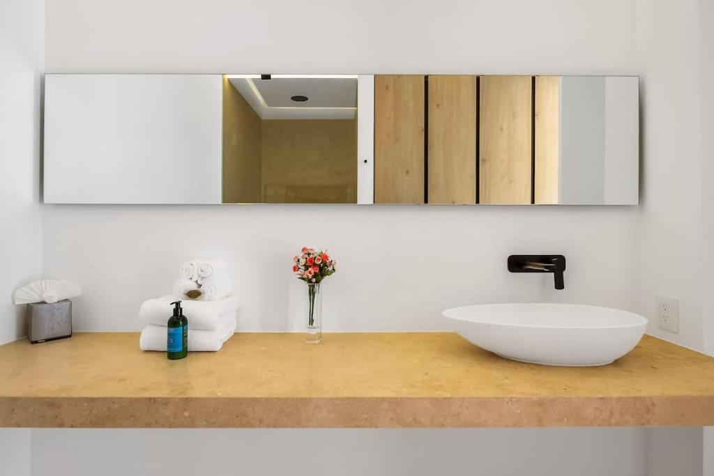 Apartment 1008 - Soho Pv 2 Bedroom Rooftop Pool *