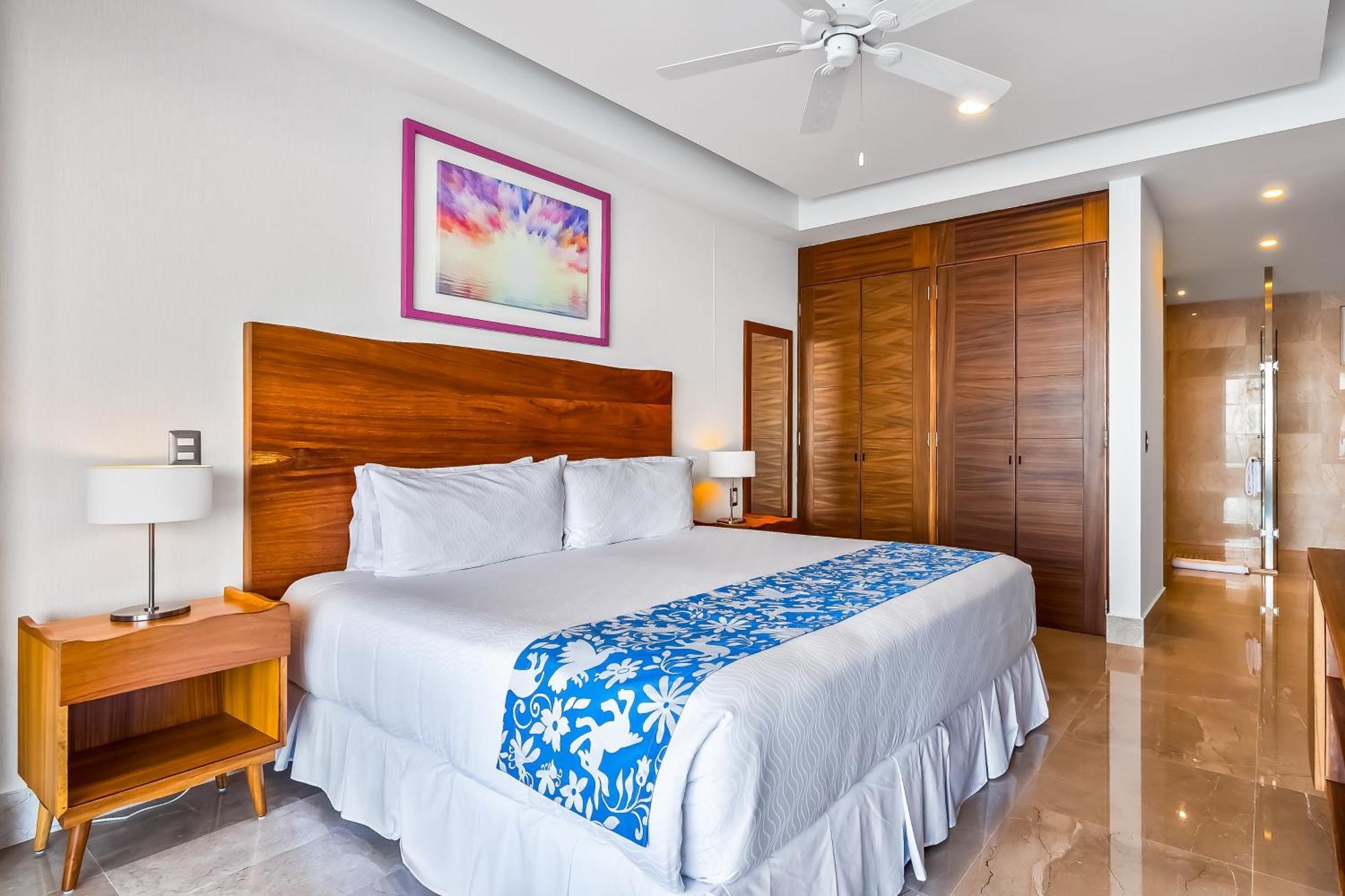 Apartment Blue Horizon 902 @ Residences