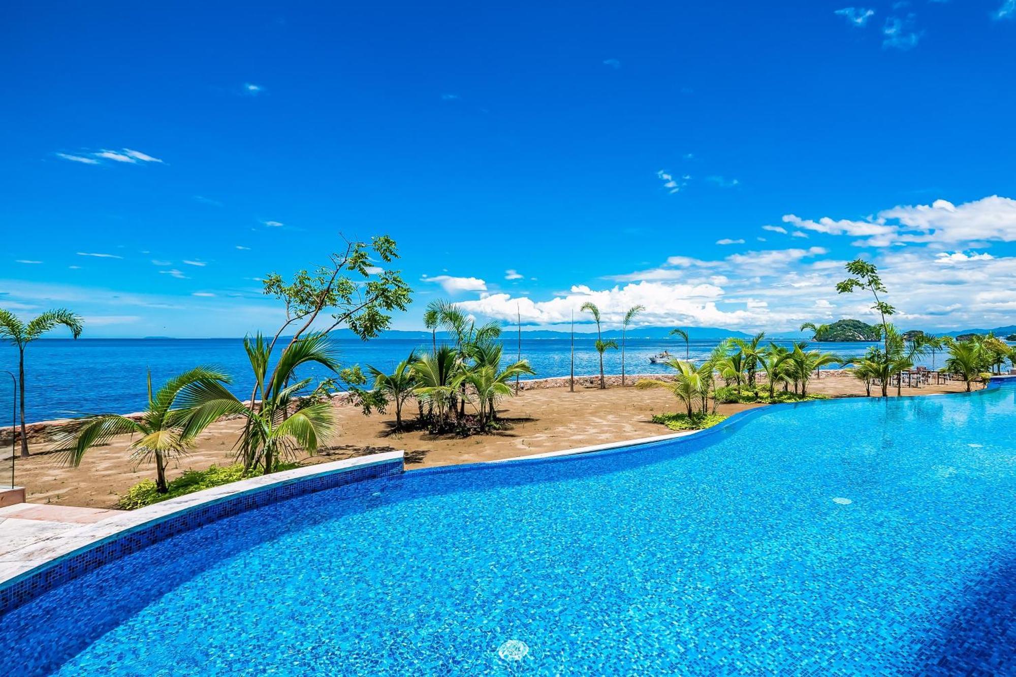 Blue Horizon 902 @ Residences *