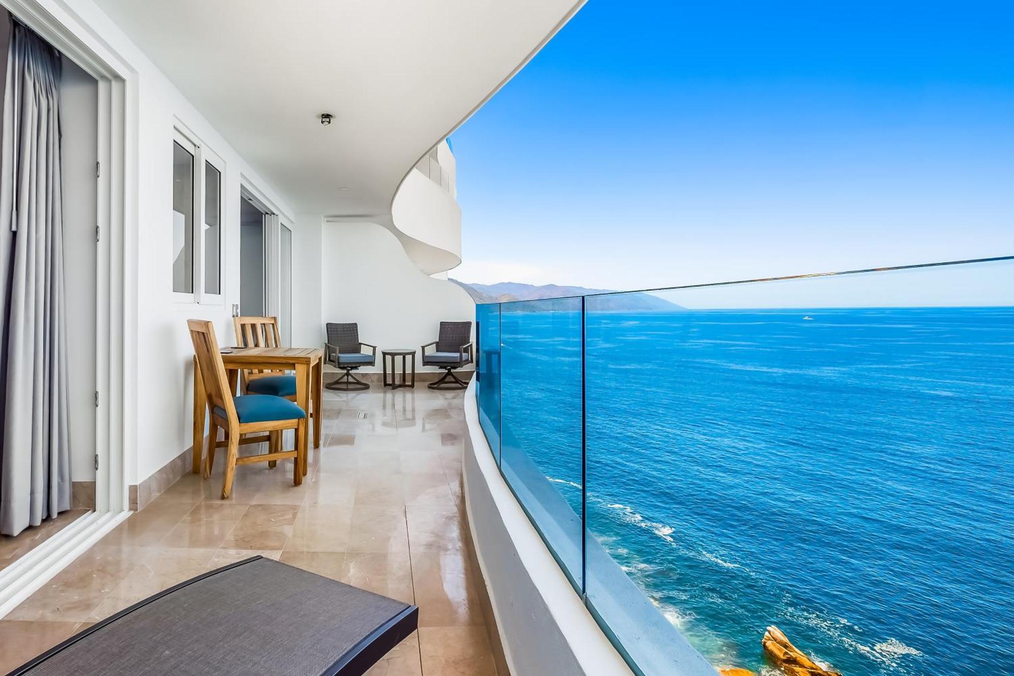 Apartment Blue Horizon 902 @ Residences