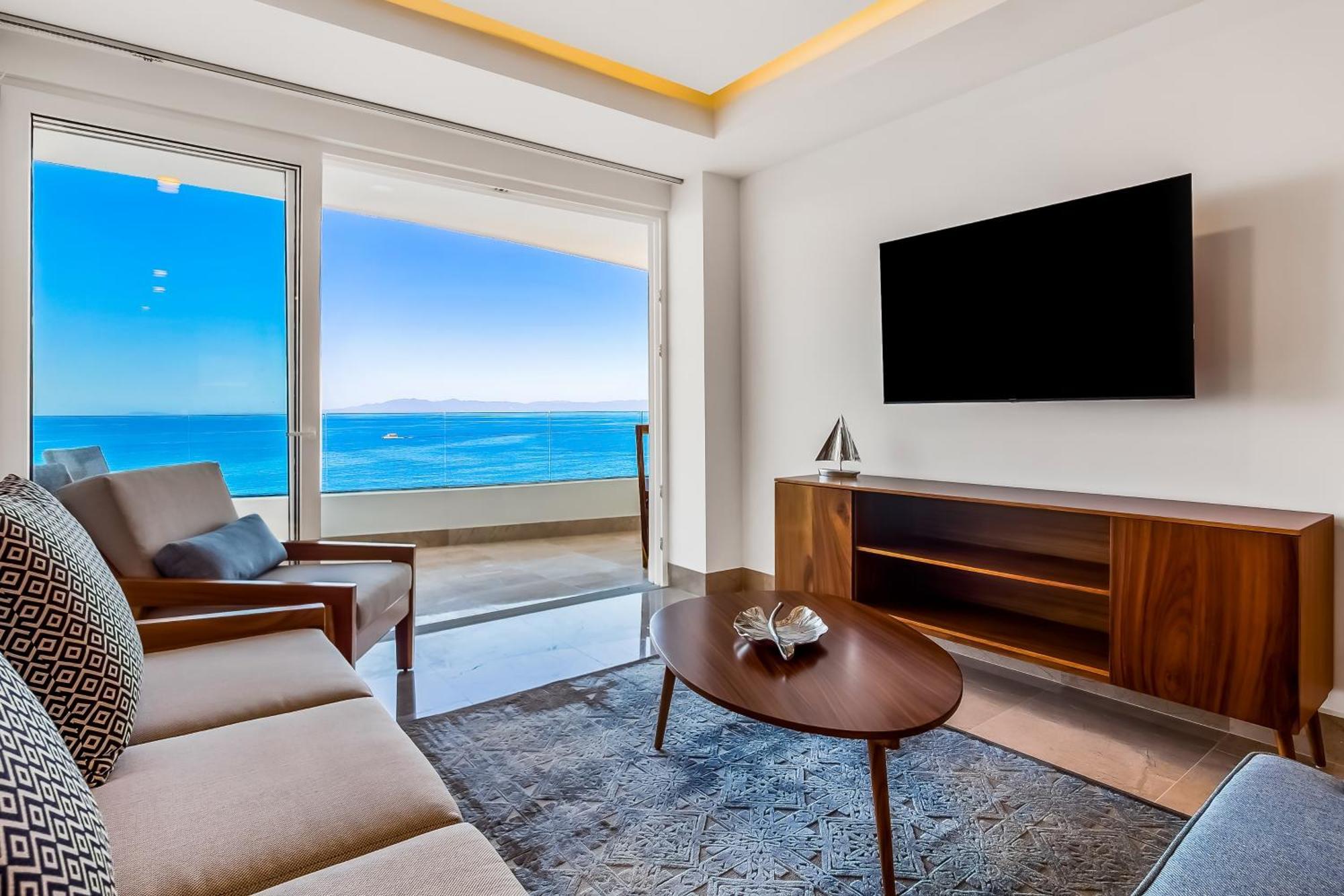 Apartment Blue Horizon 902 @ Residences *