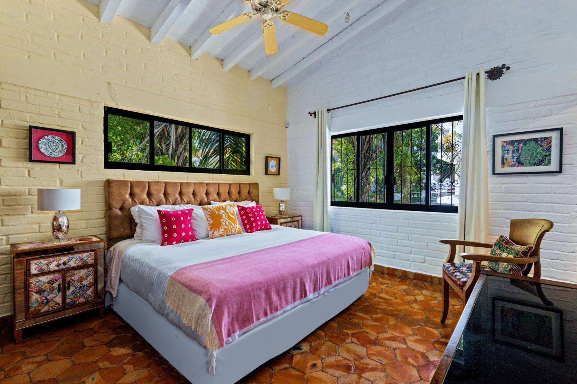 Lola - Adults Only Bed & Breakfast Puerto Vallarta