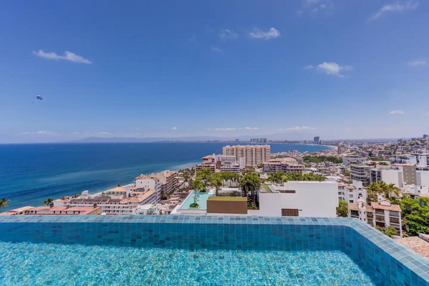 Luxe Penthouse, Calm Vistas Puerto Vallarta