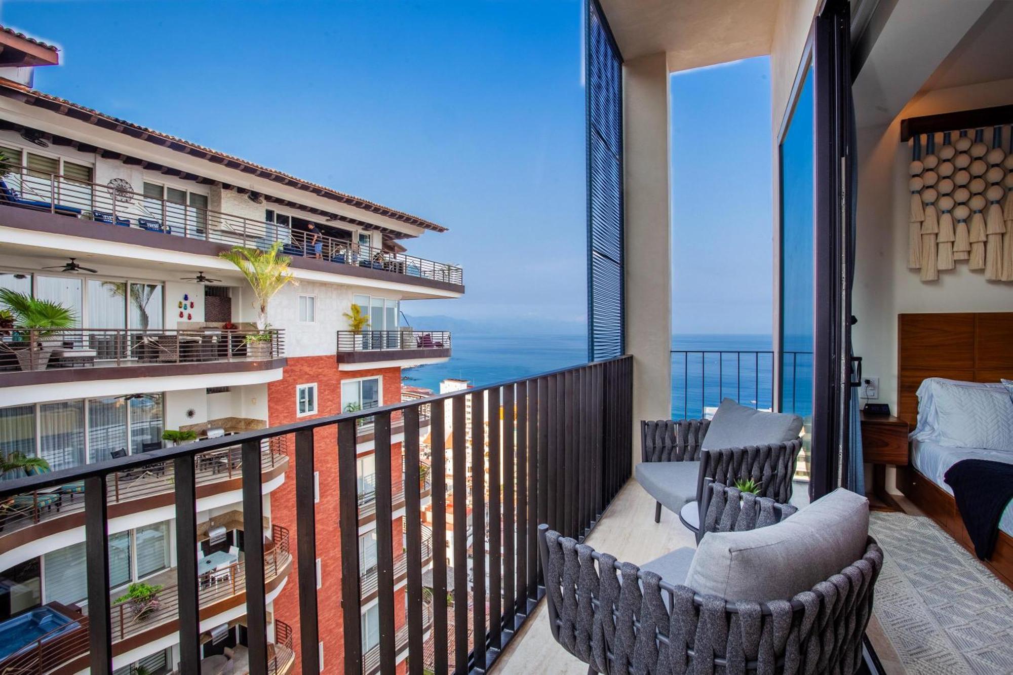 Luxe Penthouse, Calm Vistas * Puerto Vallarta