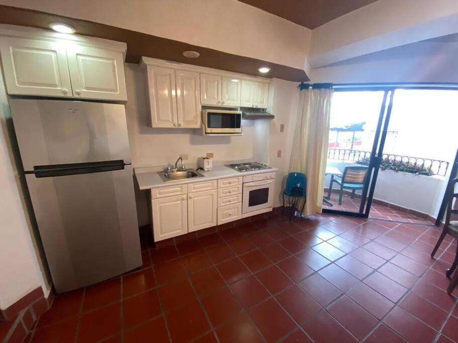Front One Bed One Bath Fabulous Views In Zona Apartment Puerto Vallarta