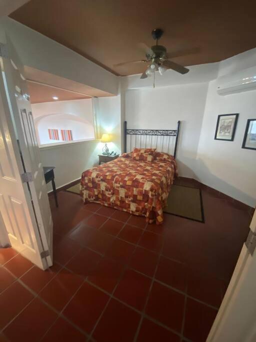 Front One Bed One Bath Fabulous Views In Zona Puerto Vallarta