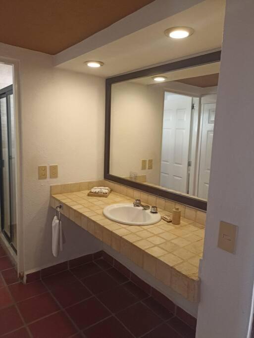 Front One Bed One Bath Fabulous Views In Zona Puerto Vallarta