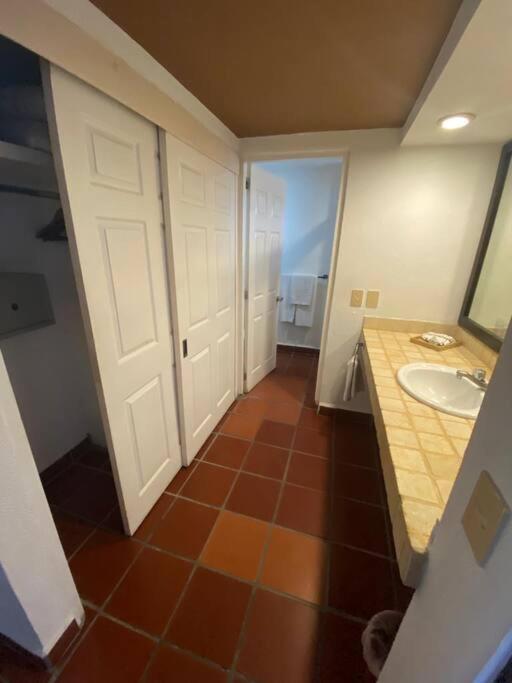 Front One Bed One Bath Fabulous Views In Zona Apartment *
