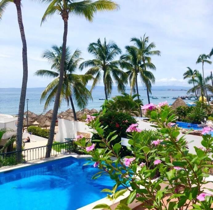 Front One Bed One Bath Fabulous Views In Zona Puerto Vallarta