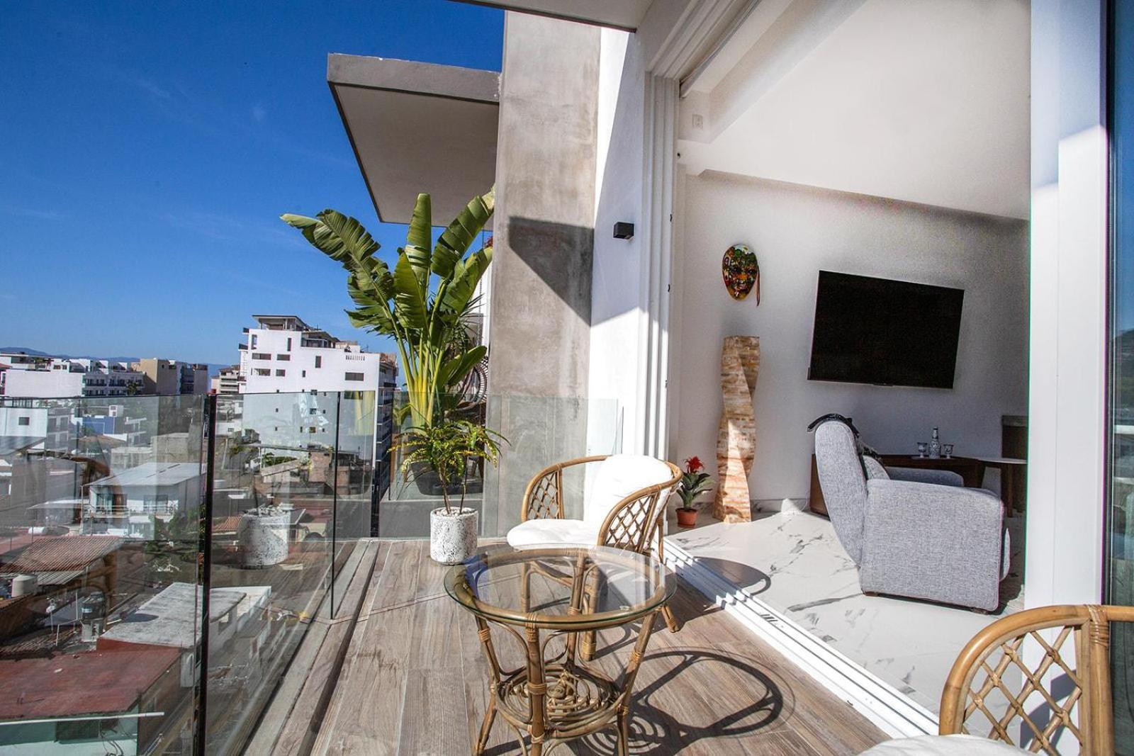 Penthouse Panoramic View To Downtown And Mountains Puerto Vallarta