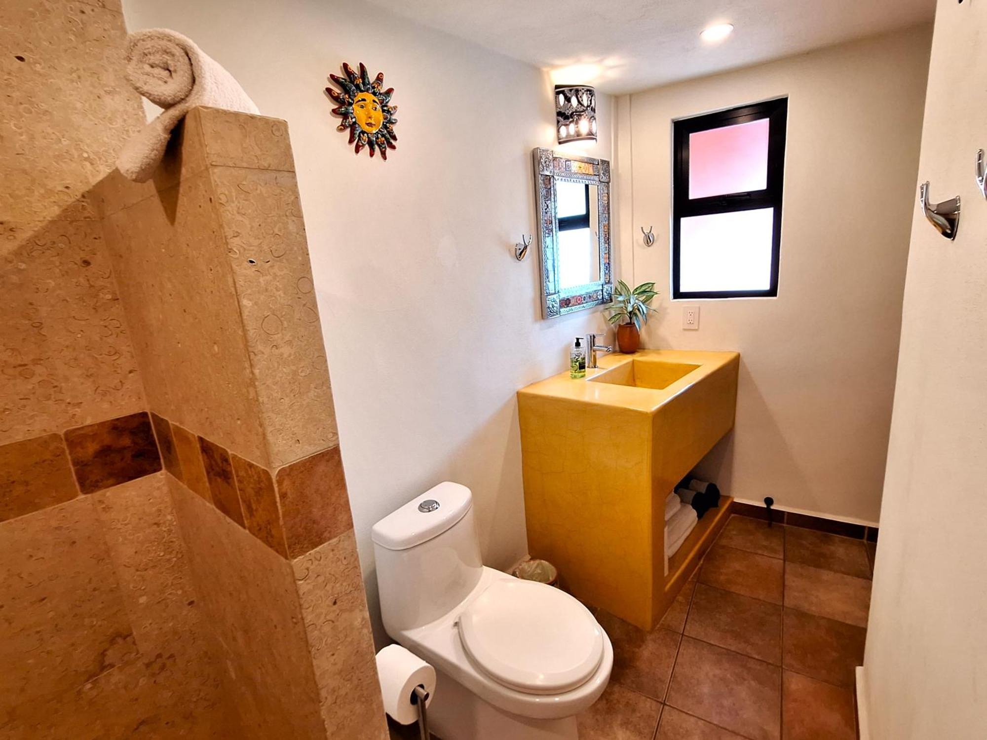 Jonathans Lugar At Amistad - Charming 1br In The Heart Of Puerto Vallarta