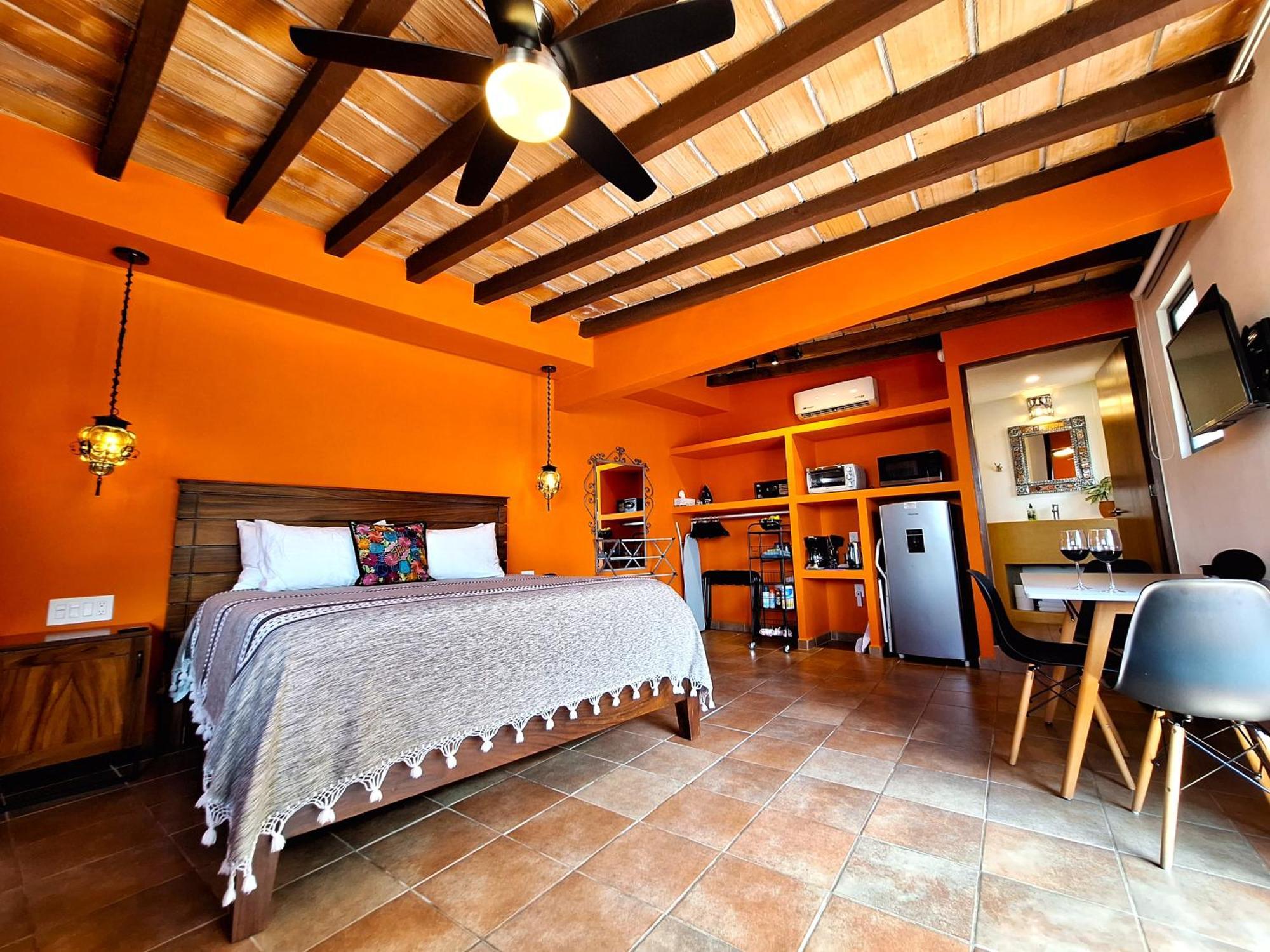 Jonathans Lugar At Amistad - Charming 1br In The Heart Of