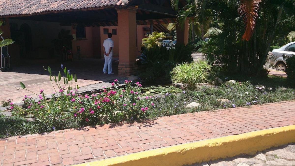 Hotel Los Tules 4*