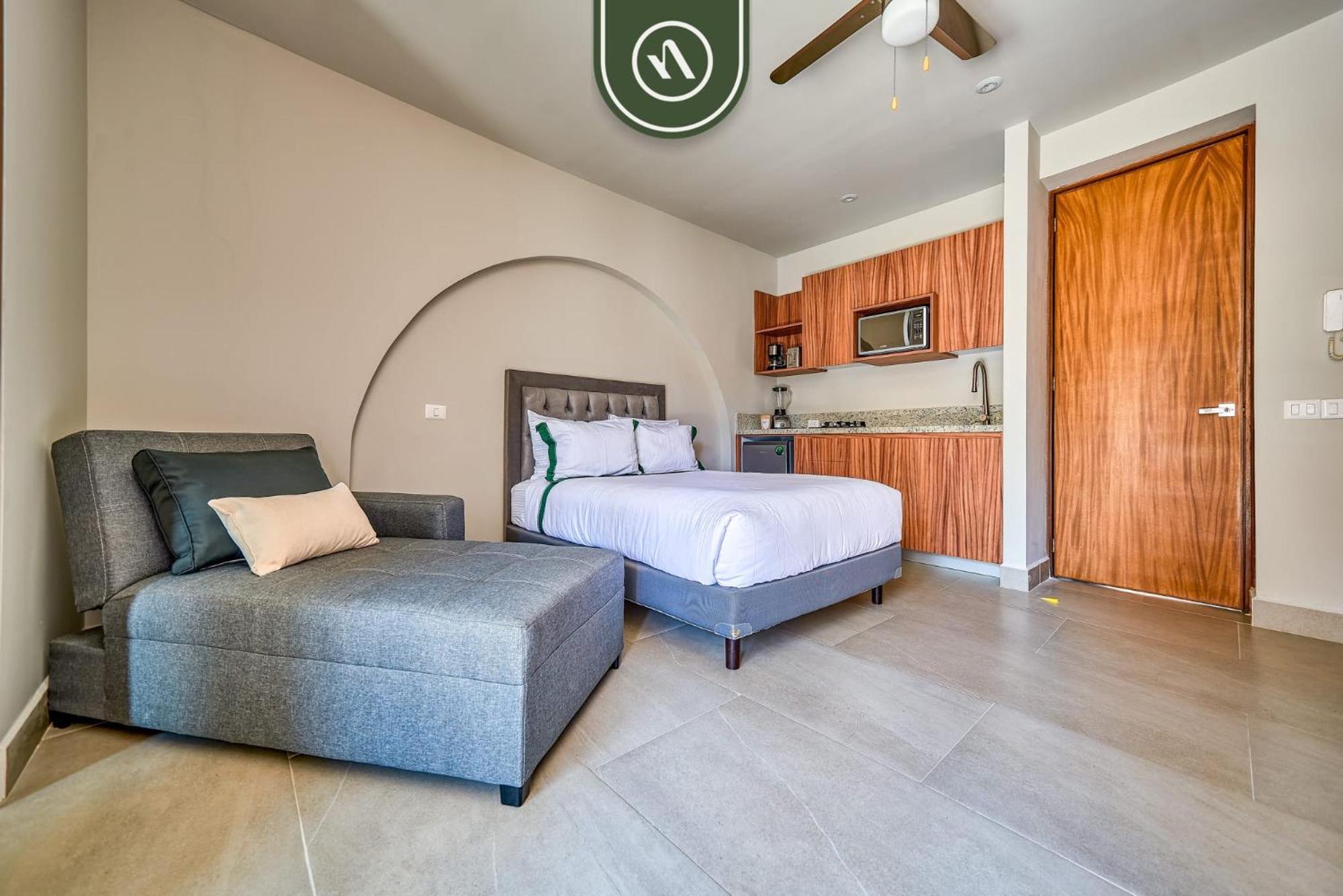 Brand New In Zona Romantica - Rooftop Pool Apartment Puerto Vallarta
