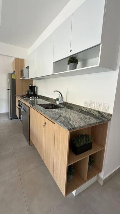 Apartment New Via Milan Appartment! The In Versalles! *