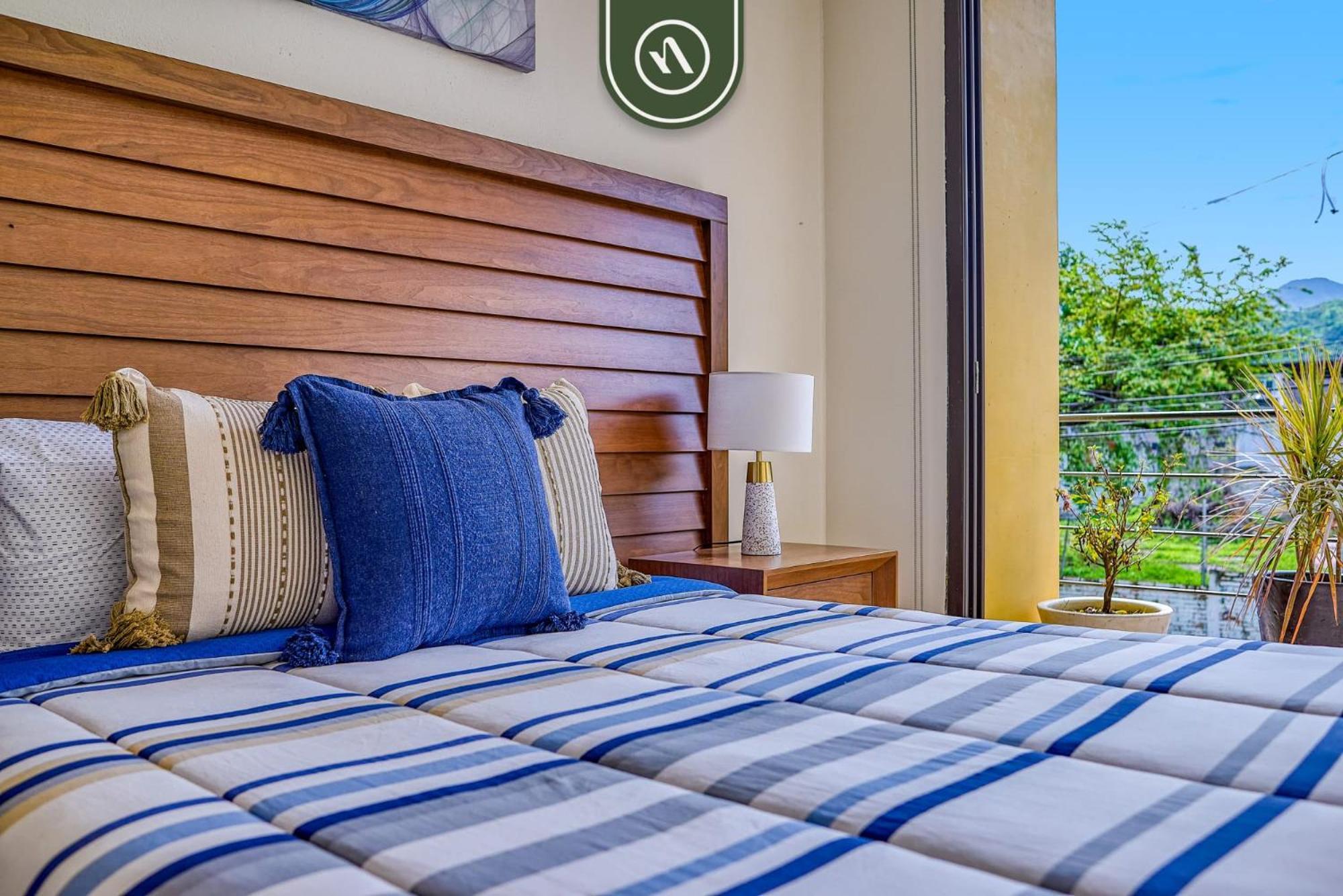 Apartment Brand New 1br Right Next To Center - Pool *