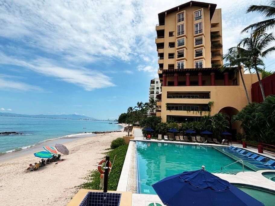 Beachfront In Palmares 902 Apartment *