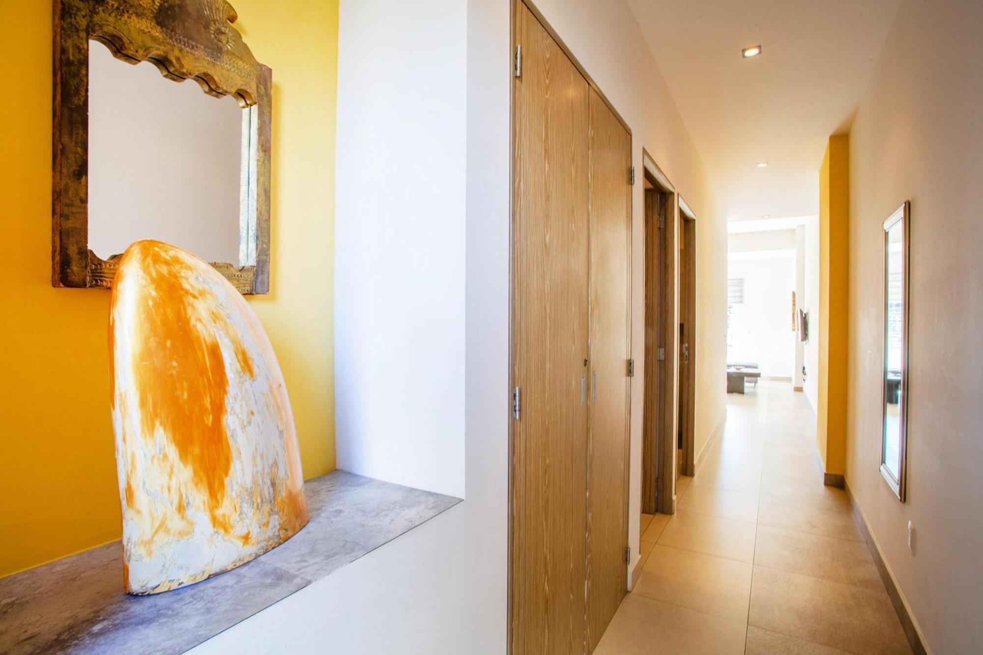 Zenith Gem | Stylish 1 Bedroom In The Romantic Zone Holiday home