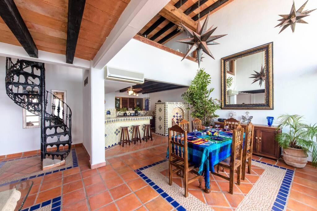 Apartment Casa Celestial - Beachfront Ocean View - Snorkelling Onsite! *