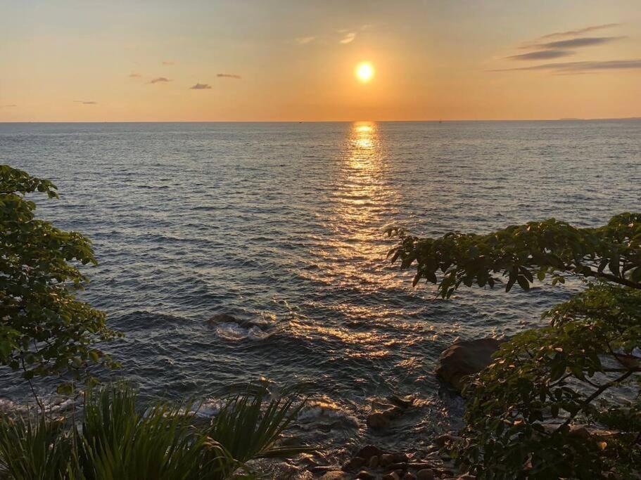 Casa Celestial - Beachfront Ocean View - Snorkelling Onsite!