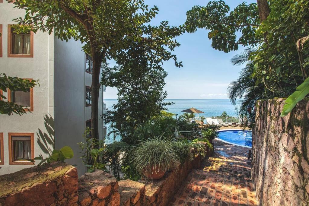 Apartment Casa Celestial - Beachfront Ocean View - Snorkelling Onsite!