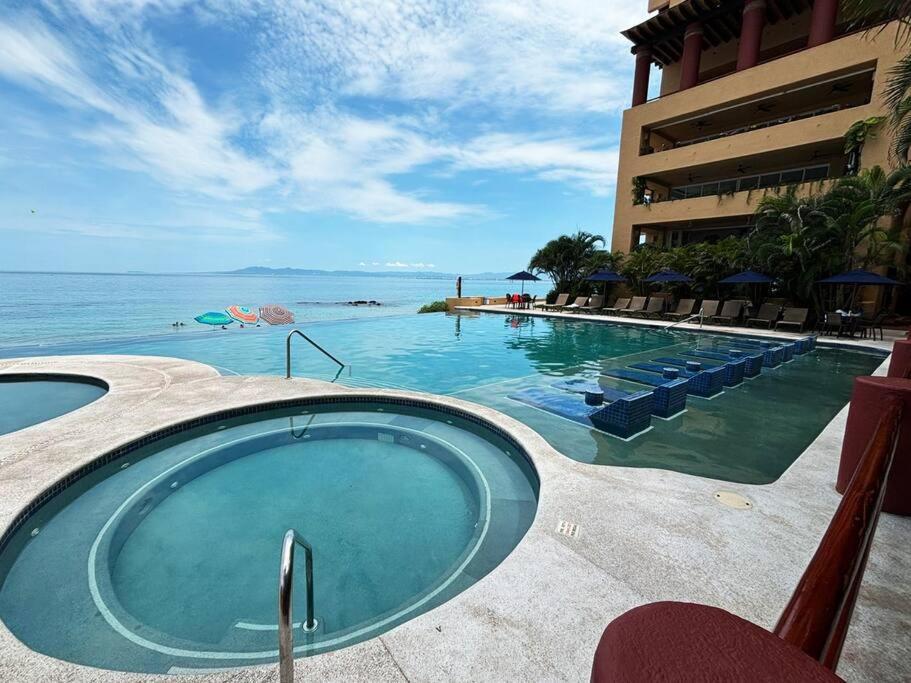 Apartment Beachfront In Palmares 902 Puerto Vallarta