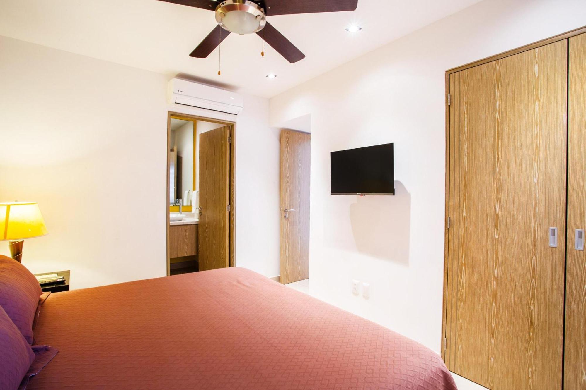 Holiday home Zenith Gem | Stylish 1 Bedroom In The Romantic Zone