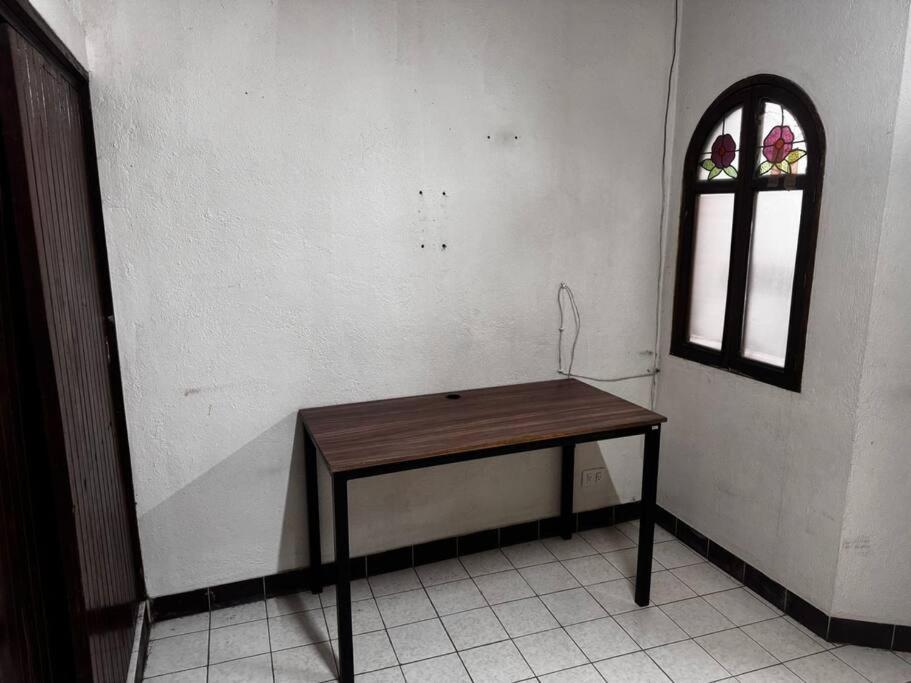 Apartment Economico Y Centrico Departamento *