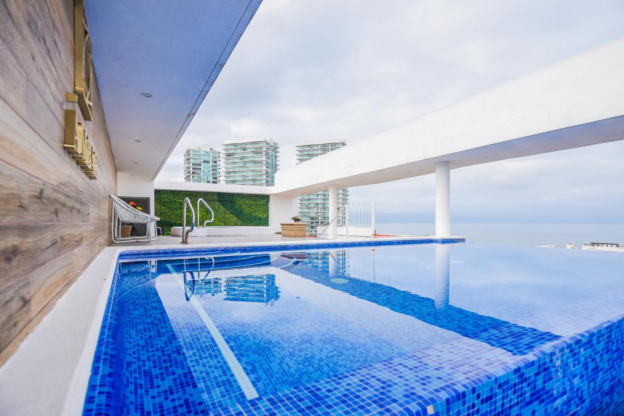 New Roof Pool Hot Tub Lounge Playa De Oro View * Puerto Vallarta