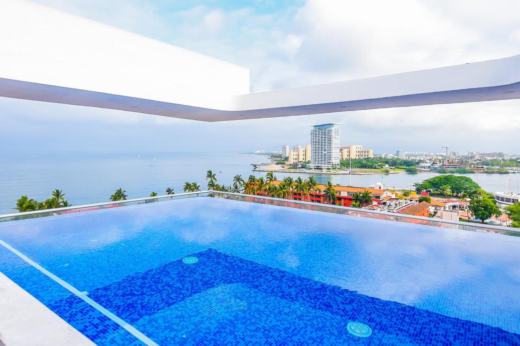 New Roof Pool Hot Tub Lounge Playa De Oro View Puerto Vallarta