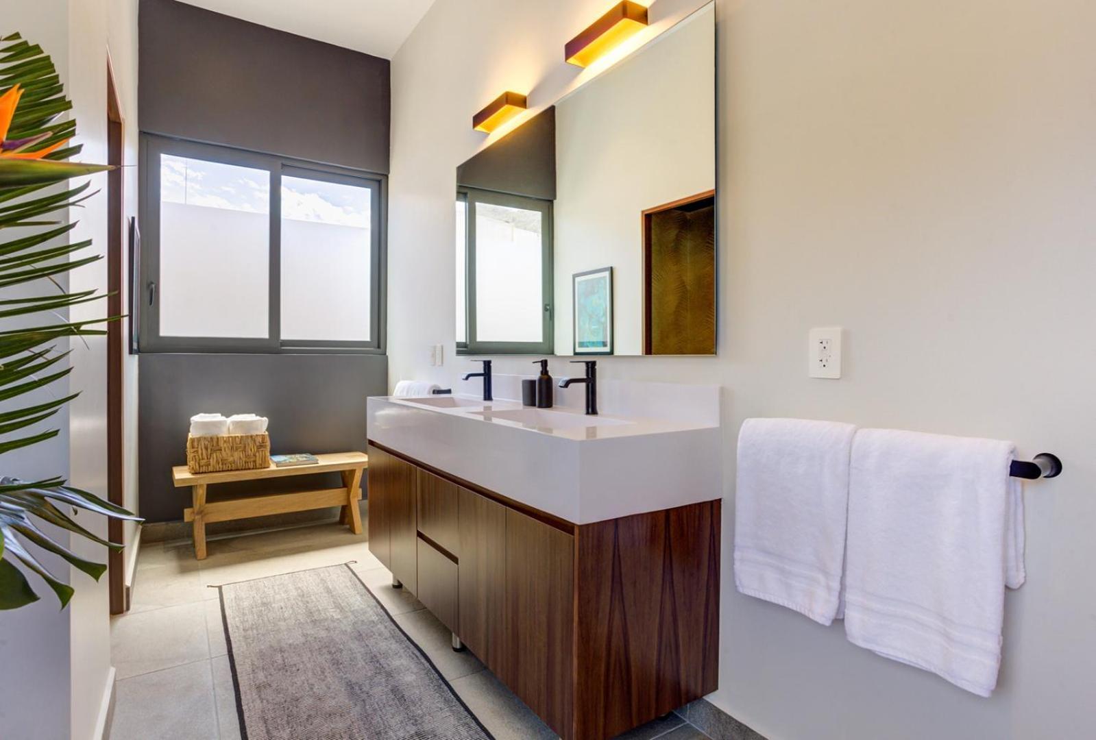 Oasis Luxury Penthouse 3 Bed With Views, Pools Puerto Vallarta