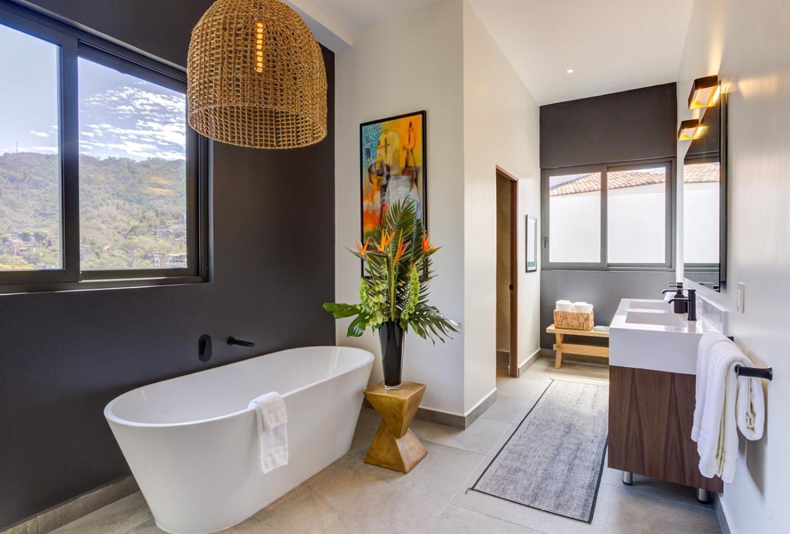 Oasis Luxury Penthouse 3 Bed With Views, Pools Apartment Puerto Vallarta