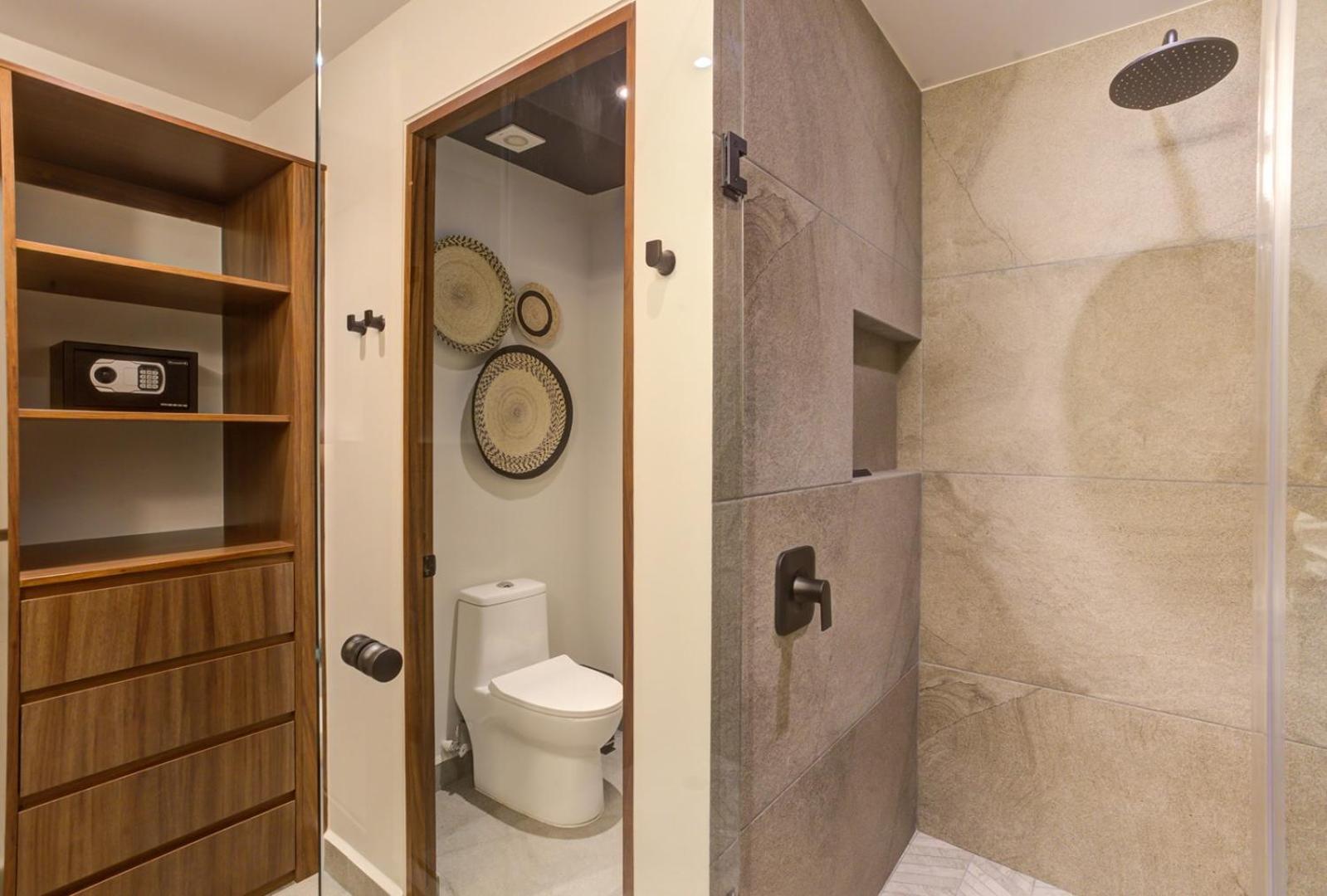 Oasis Luxury Penthouse 3 Bed With Views, Pools Puerto Vallarta
