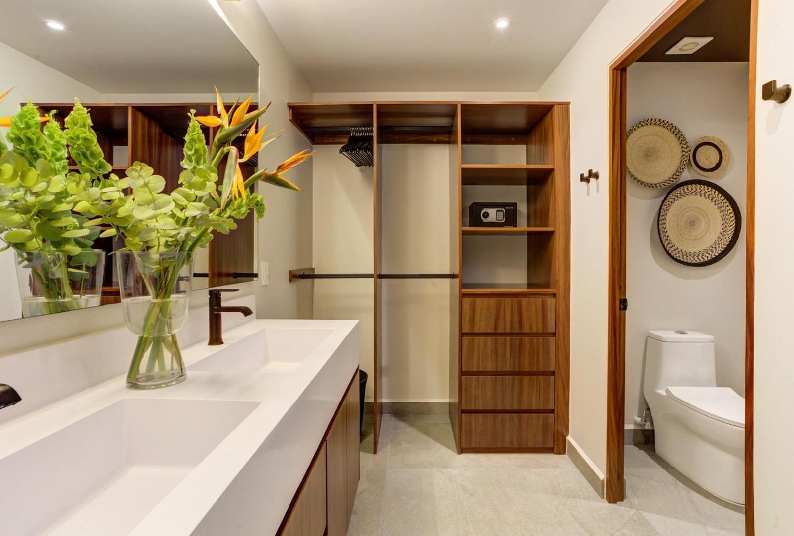 Apartment Oasis Luxury Penthouse 3 Bed With Views, Pools *