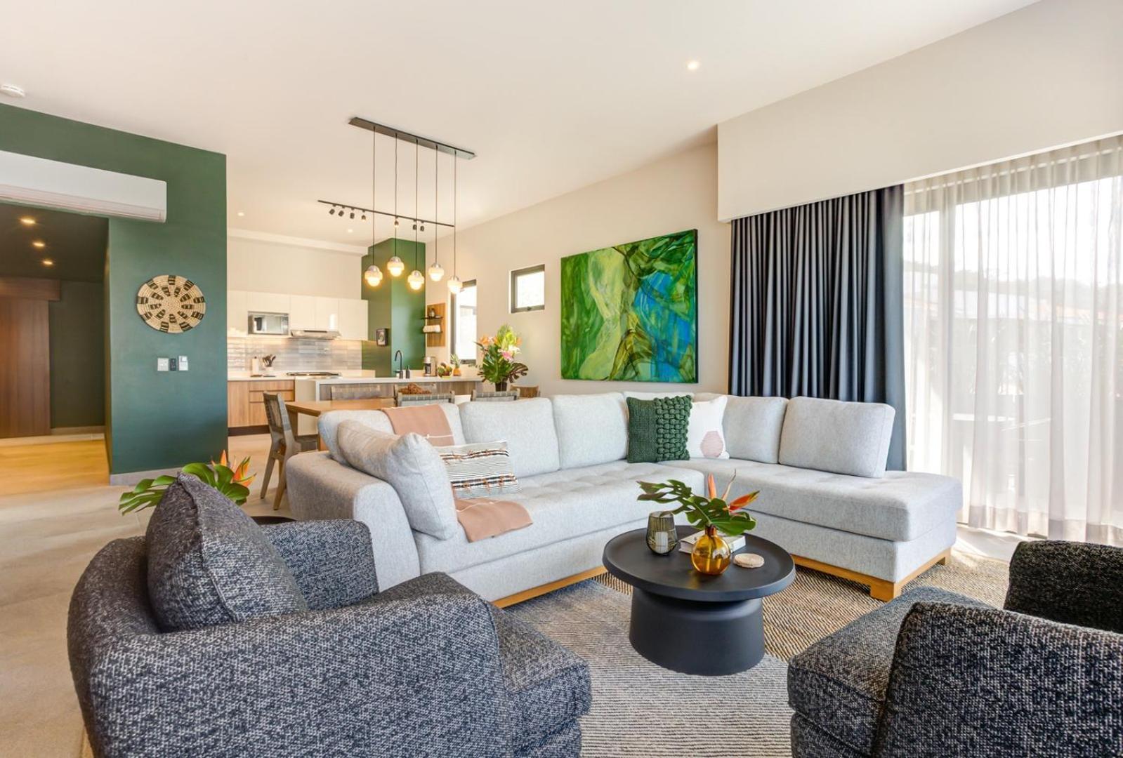 Oasis Luxury Penthouse 3 Bed With Views, Pools Apartment *