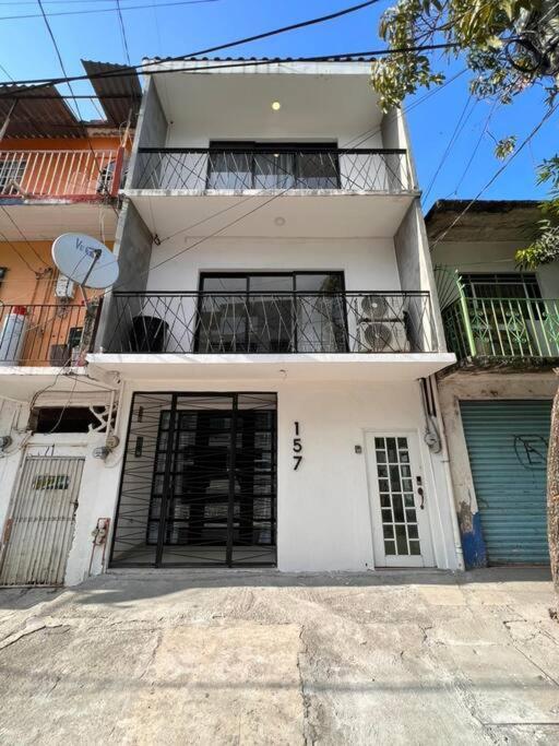 Accesible Cerca Dt Apartment *