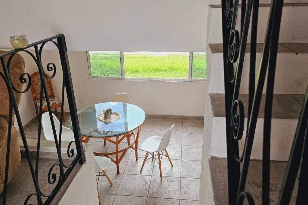Apartamento Familiar, Amplio Y Con Alberca *