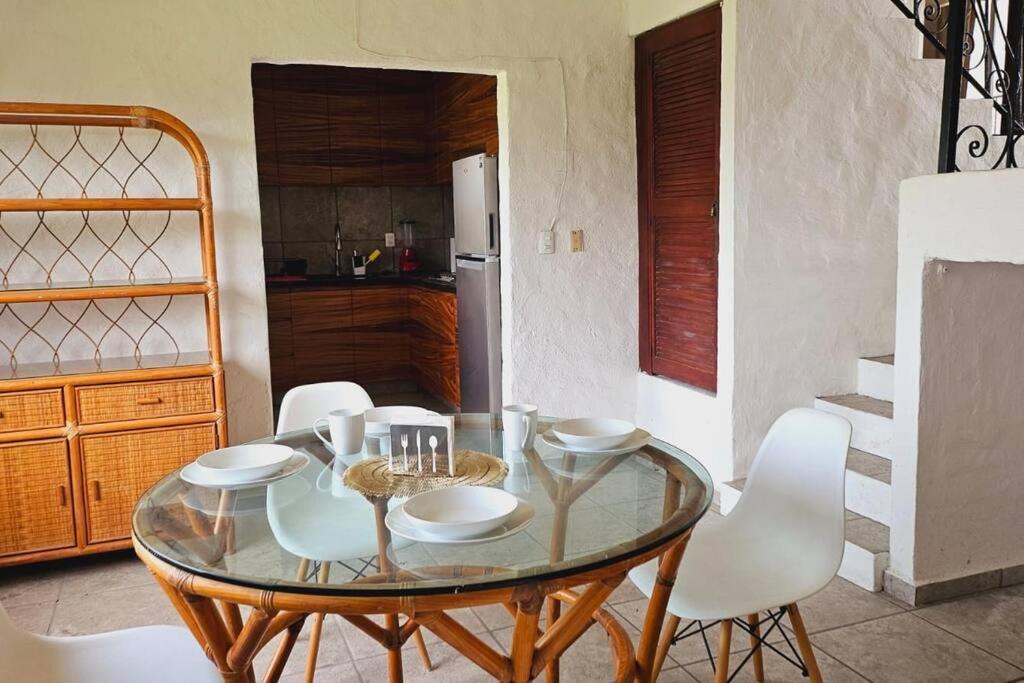 Apartamento Familiar, Amplio Y Con Alberca *