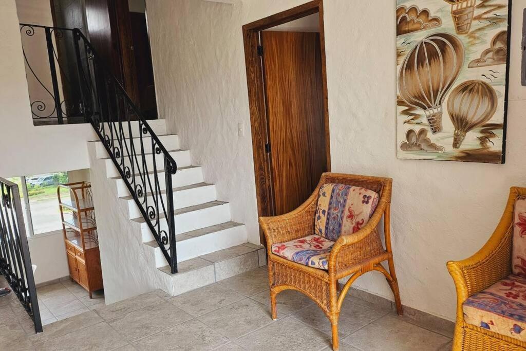 Apartamento Familiar, Amplio Y Con Alberca *
