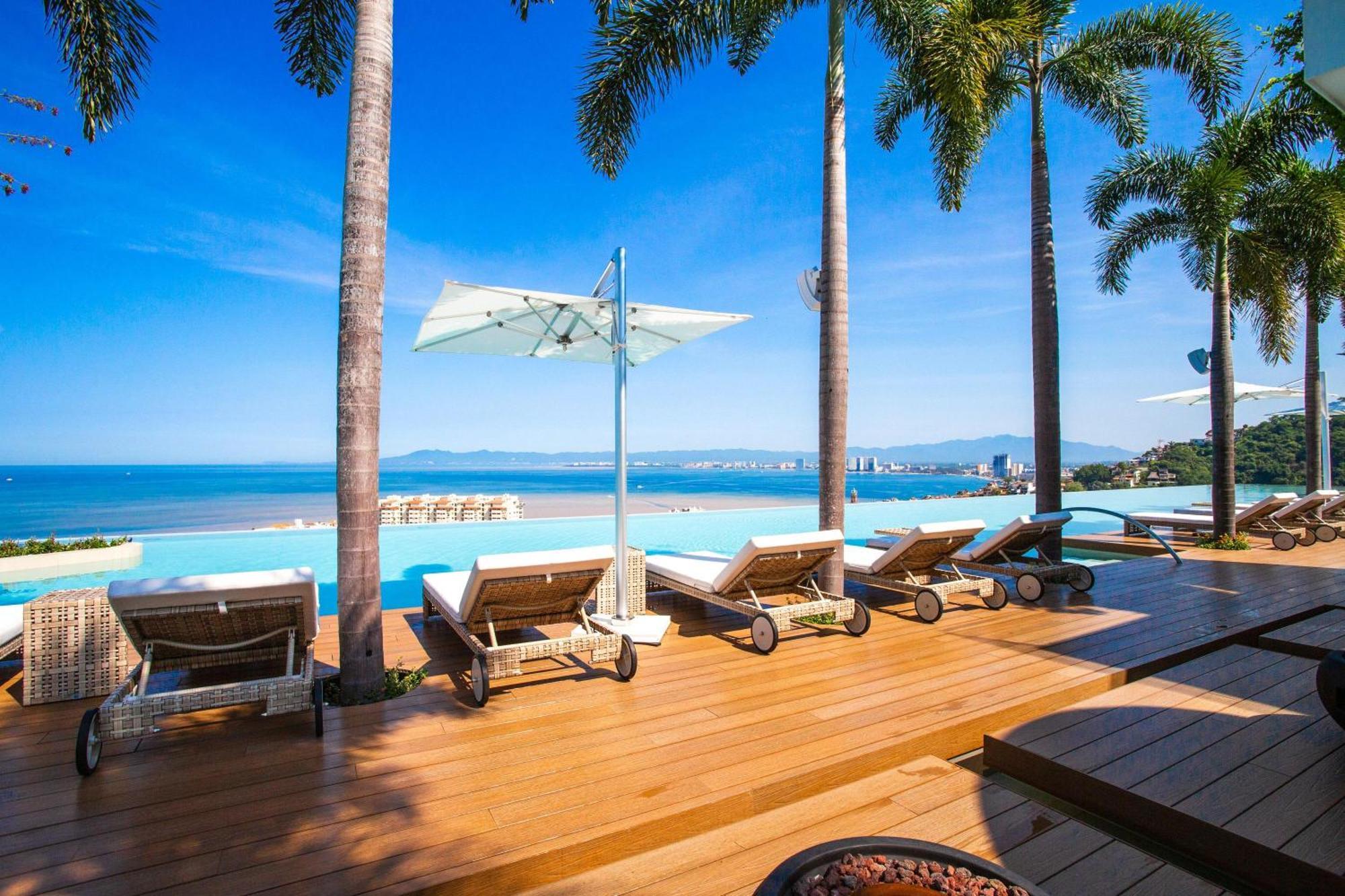 Soho Pv, Luxury, Art, And Breathtaking Views