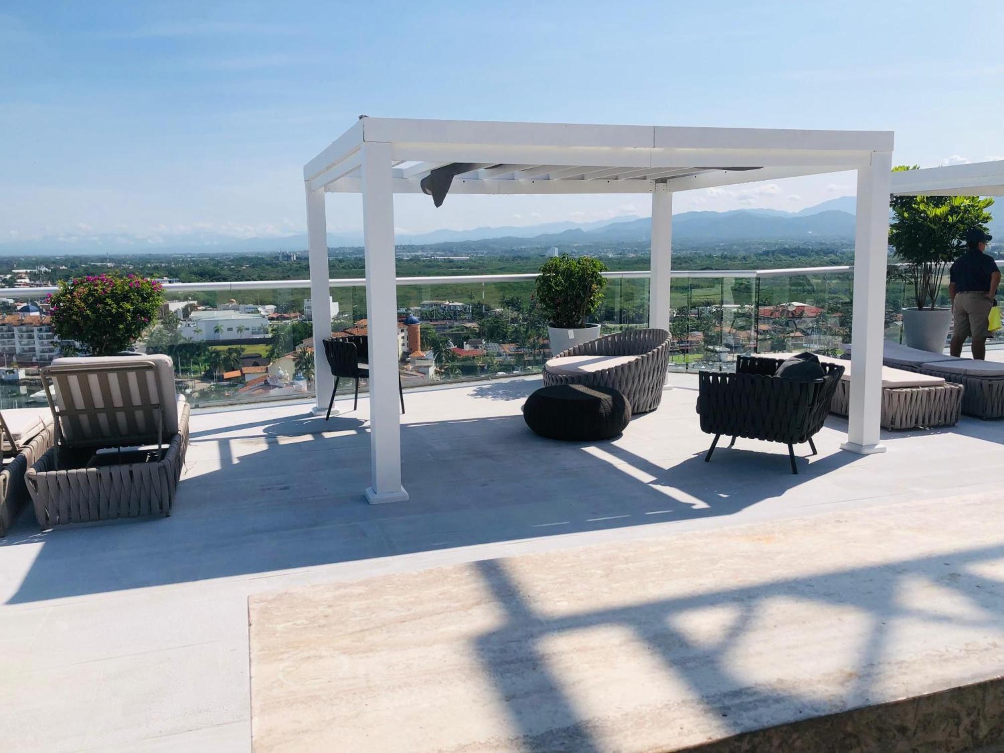 Apartment Luxurious Oceanfront With Unmatched Panoramic Views